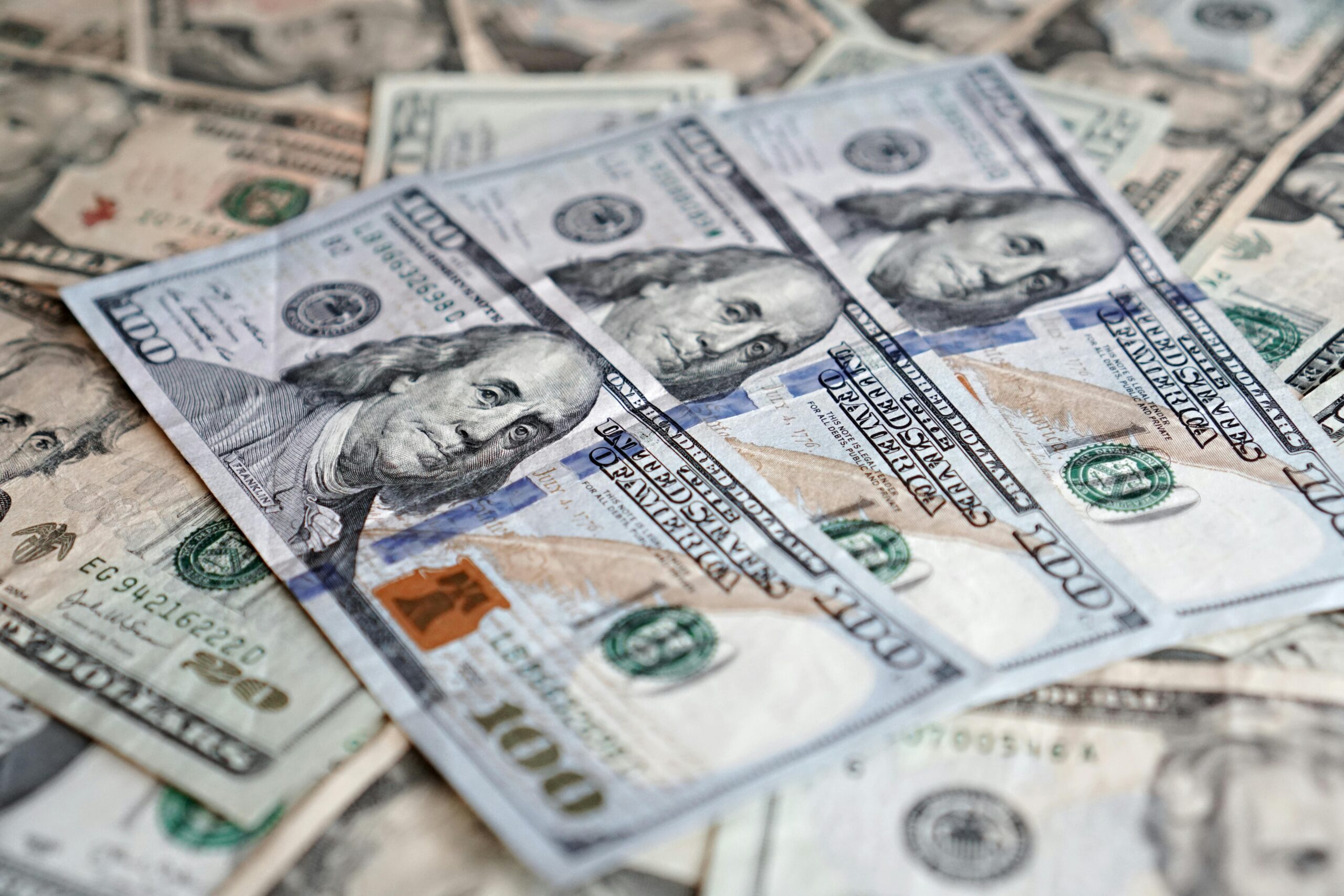 Währung Bargeld Stapel Auf Dem Tisch Finanzplanung