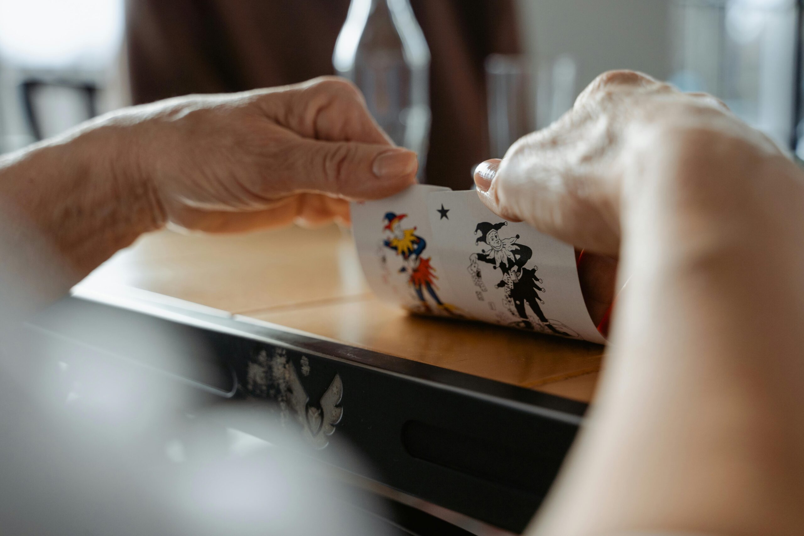 Kostenloses Stock Foto zu abbildung, deal, deck